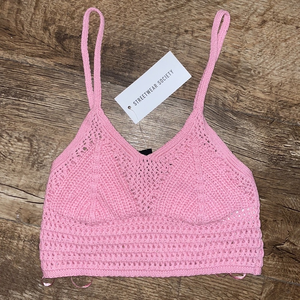 NWT STREETWEAR SOCIETY Cute Pink Crochet/Knitted Crop Top - Picture 1 of 15